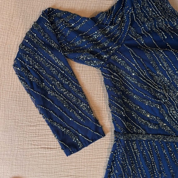 NWT Mac Duggal Midnight Long Sleeve Silver Beaded Column Gown, size 10 - Picture 9 of 10